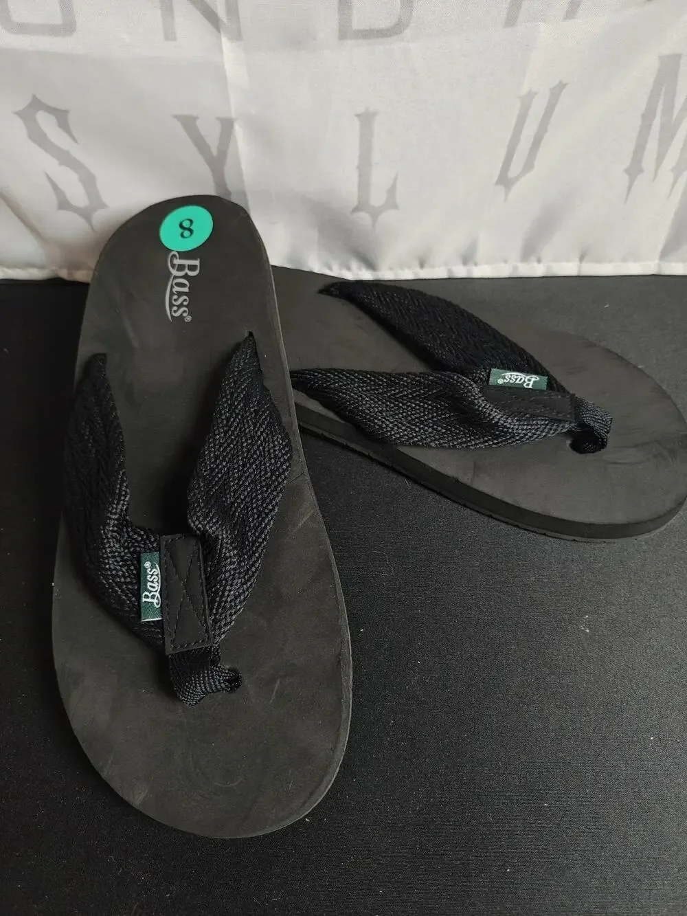 BASS Men's 8 / 41 Buxton Flip Flop Sandals Black New